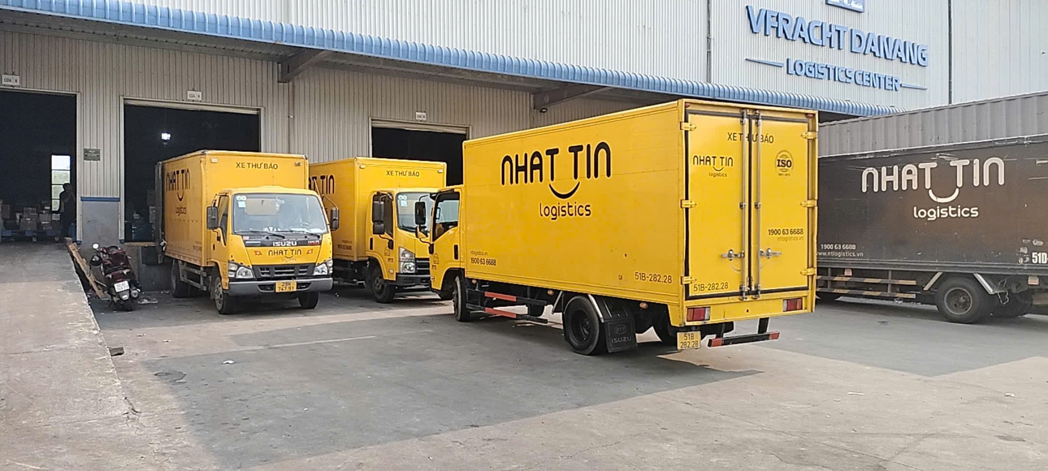 Vận Tải Đường Trục